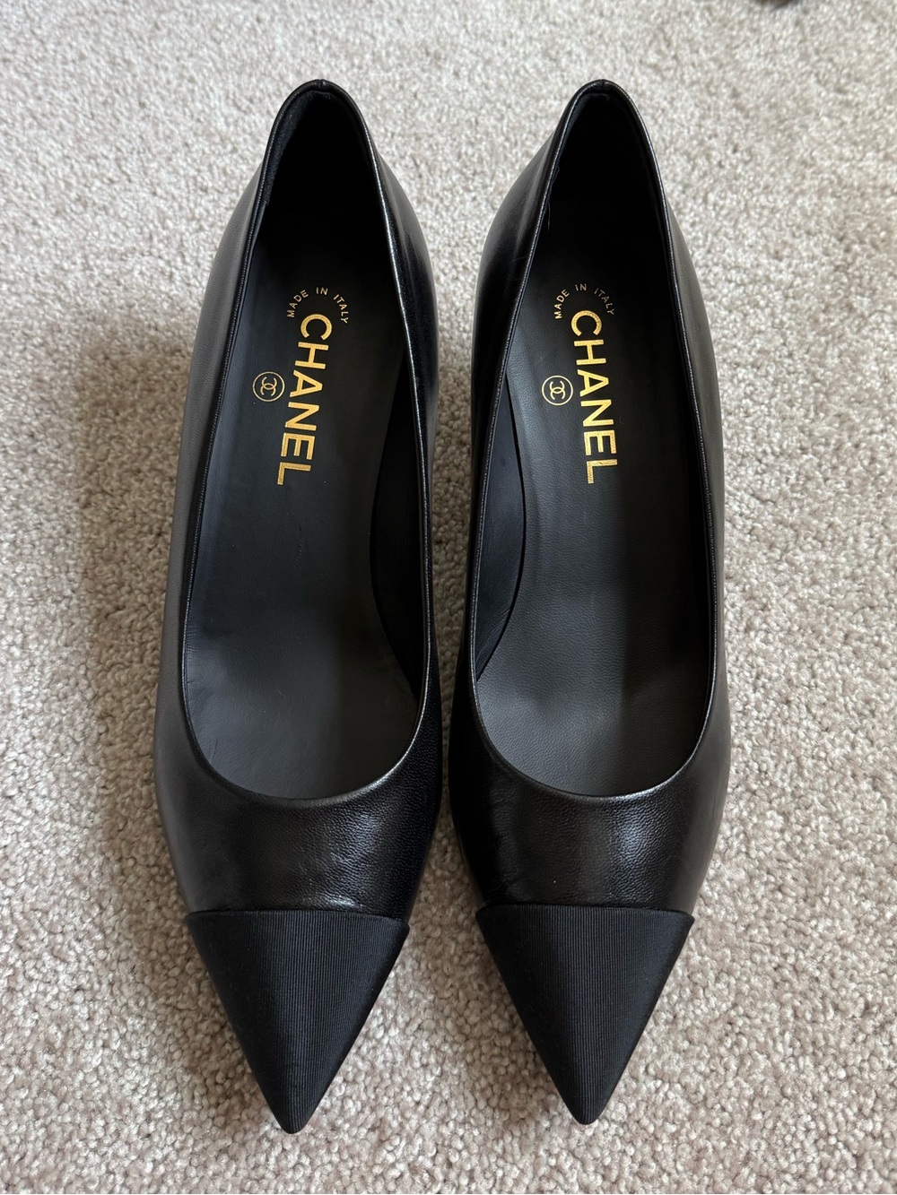 CHANEL Black Goatskin Cap Toe Pumps 39.5, Gold CC Detail (G31984) w/ Box +Bags